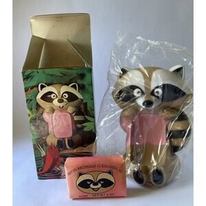 REGINALD G RACOON Floating squeaker soap dish & soap set Avon Vintage Retro Kids
